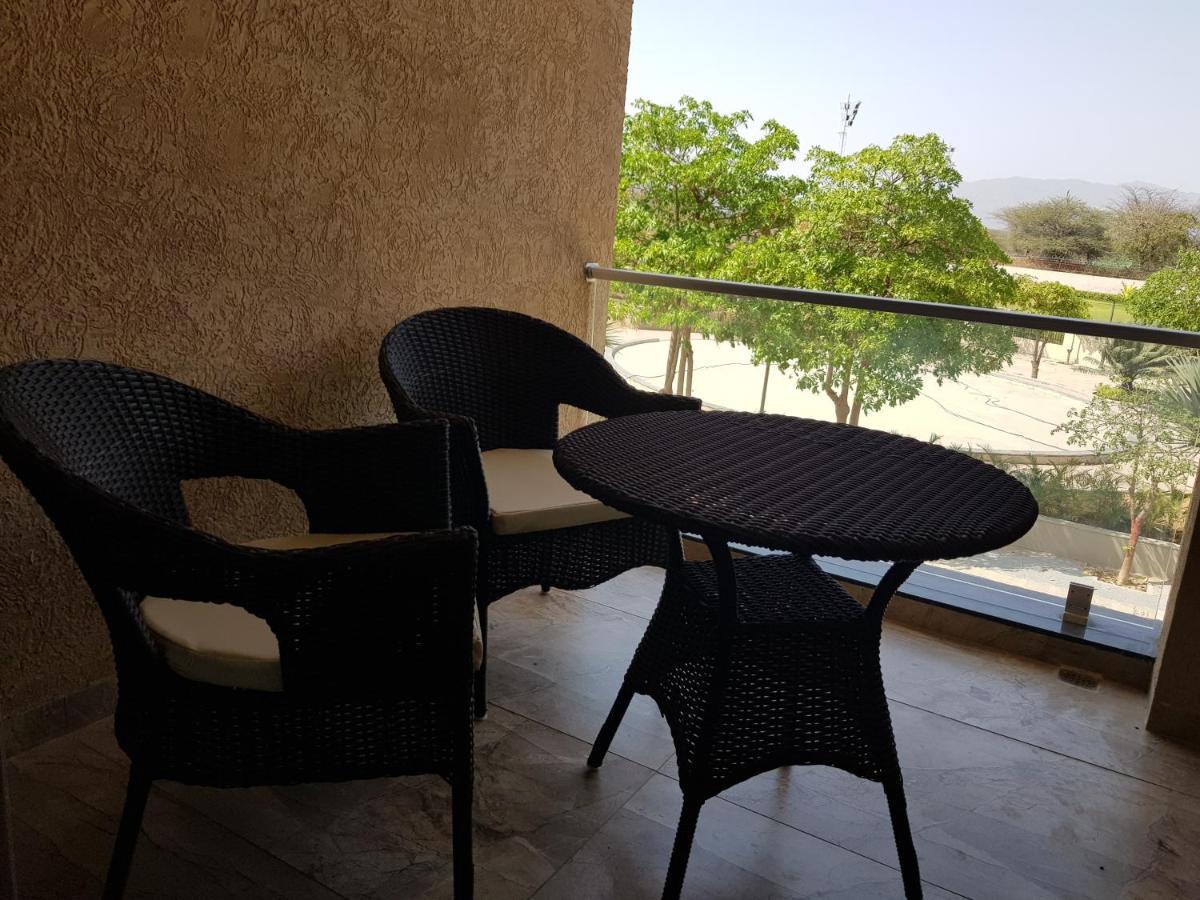 Hotel Club Heaven Palanpur Exterior foto